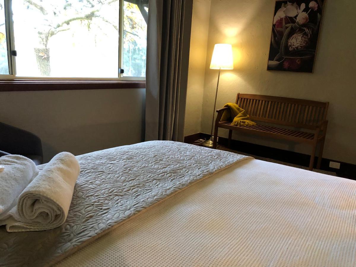 Clover Cottage Country Retreat Manjimup Esterno foto